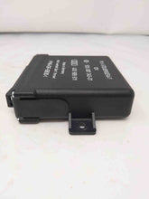 Load image into Gallery viewer, STEERING HEIGHT COMPUTER Audi A6 S8 1997 97 - 04 - NW28582