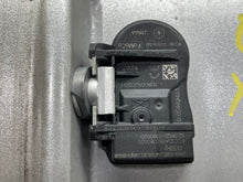 Load image into Gallery viewer, WHEEL RIM S60 XC60 09-10 18x7-1/2 ALLOY - NW214828