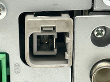 Load image into Gallery viewer, Radio SAAB 9-5 2006 - NW293299
