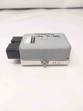 Load image into Gallery viewer, FUEL PUMP CONTROL MODULE COMPUTER Subaru Tribeca 2006-2014 - NW37959