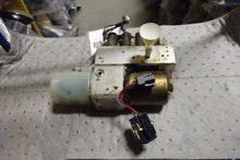 Load image into Gallery viewer, Convertible Top Motor MERCEDES CLK 2000 - NW50183