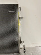 Load image into Gallery viewer, AC CONDENSER Land Rover LR3 2005 05 2006 06 2007 07 2008 08 2009 09 - NW44118