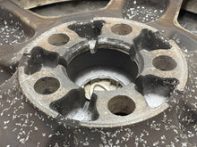 Load image into Gallery viewer, WHEEL LR3 2005 05 2006 06 2007 07 18x8 5 Spoke - NW200913