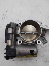 Load image into Gallery viewer, Throttle Body Land Rover Evoque 2015 - NW217765