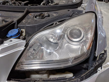 Load image into Gallery viewer, HEADLIGHT LAMP ASSEMBLY Gl320 Gl350 Gl450 Gl550 2007-2011 Left - NW218600
