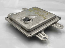 Load image into Gallery viewer, BODY CONTROL MODULE BCM COMPUTER Commander Grand Cherokee 2006 - NW27320