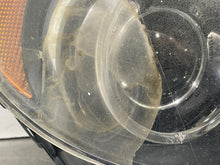 Load image into Gallery viewer, HEADLIGHT LAMP ASSEMBLY 750i 750il 750LI 760li Alpina B7 06-08 Right - NW520619