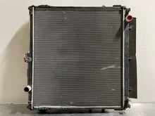 Load image into Gallery viewer, RADIATOR Toyota Sequoia Tundra 07 08 09 10 11 12 13 - NW230601