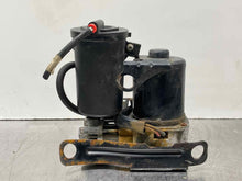 Load image into Gallery viewer, Suspension Air Compressor Pump EXPEDITION 2012 - NW223946