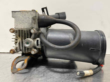 Load image into Gallery viewer, Suspension Air Compressor Pump EXPEDITION 2012 - NW223946