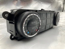 Load image into Gallery viewer, FRONT TEMPERATURE CONTROLS Gl350 Gl450 Gl550 ML320 ML350 10-13 - NW261344