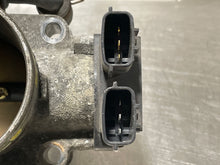 Load image into Gallery viewer, THROTTLE BODY QX4 Pathfinder 1996 96 1997 97 1998 98 99 - NW177970