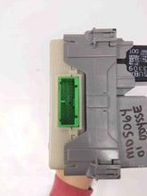 Load image into Gallery viewer, FUSE BOX Honda Odyssey 99 00 01 02 03 04 - NW65568