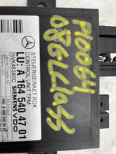 Load image into Gallery viewer, Tire Pressure Computer Mercedes ML320 ML550 GL320 SL550 06 07 08 09 - 11 - NW235958