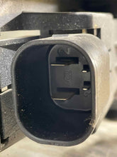 Load image into Gallery viewer, RADIATOR FAN ASSEMBLY SLK280 SLK300 SLK350 SLK55 2005-2011 - NW246869