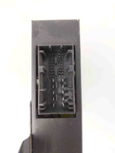 Load image into Gallery viewer, AMPLIFIER Land Rover Discovery 1999 99 2000 00 - NW232619
