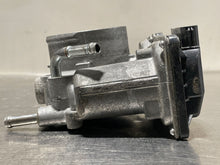 Load image into Gallery viewer, THROTTLE BODY Subaru Legacy 13 14 15 16 17 18 19 - NW246480
