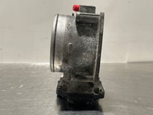 Load image into Gallery viewer, THROTTLE BODY Range Rover Sport LR3 2005 05 2006 06 4.4L - NW246462