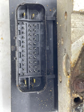 Load image into Gallery viewer, ABS PUMP Escalade Silverado Yukon Sierra Denali 2009 09 10 11 12 - 14 - NW146