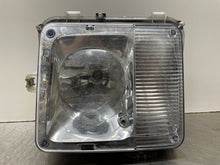 Load image into Gallery viewer, FOG LAMP LIGHT SRX 04 05 06 07 08 09 Bumper Mounted Right - NW254997