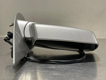 Load image into Gallery viewer, Side View Door Mirror Cadillac SRX 2004 - NW242564