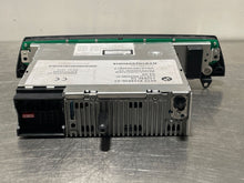 Load image into Gallery viewer, BMW X3 Z4 2005 05 2006 06 AM FM CD - NW231651