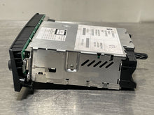 Load image into Gallery viewer, BMW X3 Z4 2005 05 2006 06 AM FM CD - NW231651