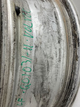 Load image into Gallery viewer, Wheel Volvo V70 S60 01 02 03 04 05 - 09 16x6.5 7 Spoke - NW256401