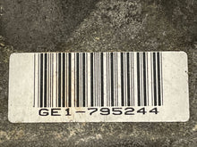 Load image into Gallery viewer, AC A/C AIR CONDITIONING COMPRESSOR 550i 550i Gt 650i 750 HYBRID 08-15 - NW239462