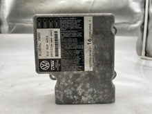 Load image into Gallery viewer, Air Bag computer Volkswagen Passat 2006 06 2007 07 - NW38832