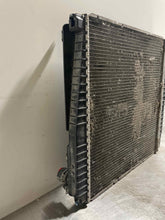 Load image into Gallery viewer, RADIATOR Lincoln Aviator 2003 03 2004 04 2005 05 - NW131763