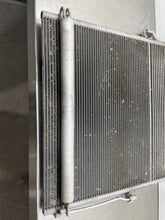 Load image into Gallery viewer, AC CONDENSOR Gl350 Gl450 Gl550 GL63 AMG ML350 ML450 ML550 ML63 12-15 - NW378372