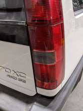 Load image into Gallery viewer, TAIL LIGHT LAMP ASSEMBLY 850 C70 S70 V70 1994-2000 LOWER Right - NW247738