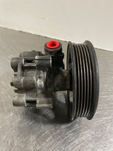 Load image into Gallery viewer, Power Steering Pump Cadillac SRX 2011 - NW240538