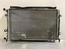Load image into Gallery viewer, RADIATOR Volkswagen Passat 2012 12 2013 13 2014 14 - NW230604