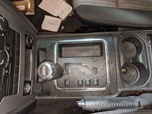 Load image into Gallery viewer, Floor Shifter GRAND CHEROKEE 2009 - NW210786