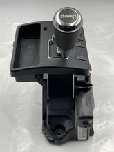 Load image into Gallery viewer, Floor Shifter GRAND CHEROKEE 2009 - NW210786
