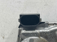 Load image into Gallery viewer, THROTTLE BODY Mercedes R350 R500 E350 C250 ML350 S400 2006 06 07 08 09 10 11 - NW515513