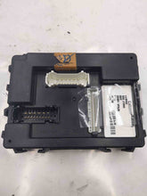 Load image into Gallery viewer, BODY CONTROL MODULE BCM COMPUTER NV 1500 NV2500 NV3500 15-20 - NW234892