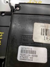 Load image into Gallery viewer, Radio Control panel Volvo XC70 2008 08 - NW232910