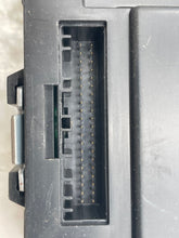 Load image into Gallery viewer, BODY CONTROL MODULE BCM COMPUTER Sentra 14 15 16 17 18 19 - NW234978