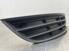 Load image into Gallery viewer, GRILLE Volkswagen Passat 2006 06 2007 07 2008 08 2009 09 10 Lower Right - NW98766