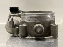 Load image into Gallery viewer, THROTTLE BODY Porsche Cayenne 2004 04 2005 05 2006 06 - NW178459