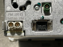 Load image into Gallery viewer, RADIO Audi A4 S4 2012 12 - NW231395