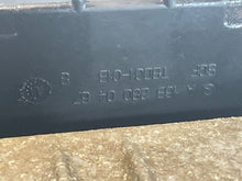 Load image into Gallery viewer, TRANSFER CASE Ml 320 Ml 350 98 99 00 01 02 03 04 05 - NW246194