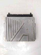 Load image into Gallery viewer, ECU ECM COMPUTER Volvo V70 S60 2001 01 02 NON TURBO - NW63065