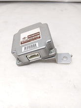 Load image into Gallery viewer, TRANSFER CASE CONTROL MODULE COMPUTER M35 M45 06 07 08 - NW31480