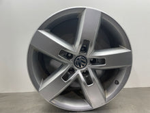 Load image into Gallery viewer, Wheel Rim Volkswagen Touareg 2013 - NW256381