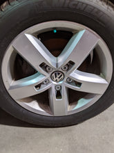 Load image into Gallery viewer, Wheel Rim Volkswagen Touareg 2013 - NW256381