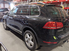 Load image into Gallery viewer, CARRIER ASSEMBLY Audi Q7 Volkswagen Touareg 11 12 13 14 15 - NW241087